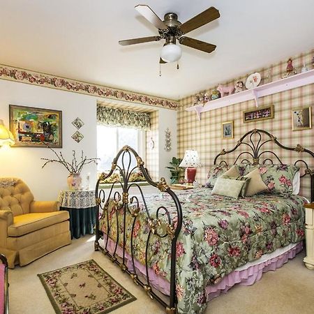 Matthews Manor Bed & Breakfast Екстер'єр фото