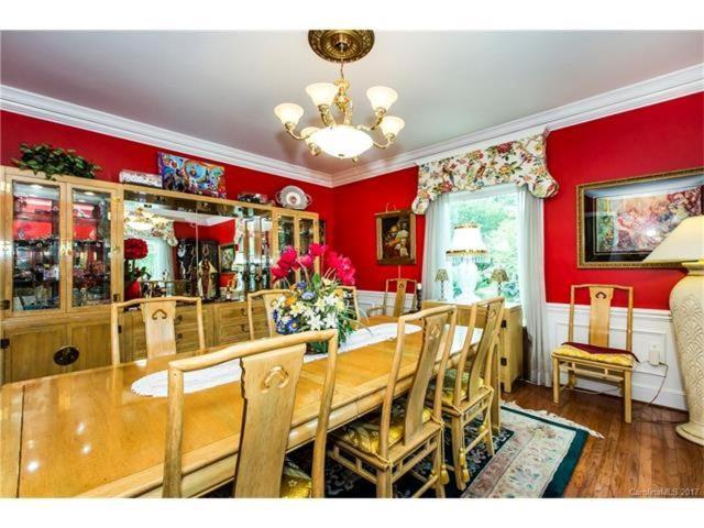 Matthews Manor Bed & Breakfast Екстер'єр фото